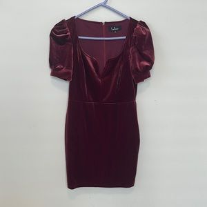Lulu’s velvet puff sleeve mini dress